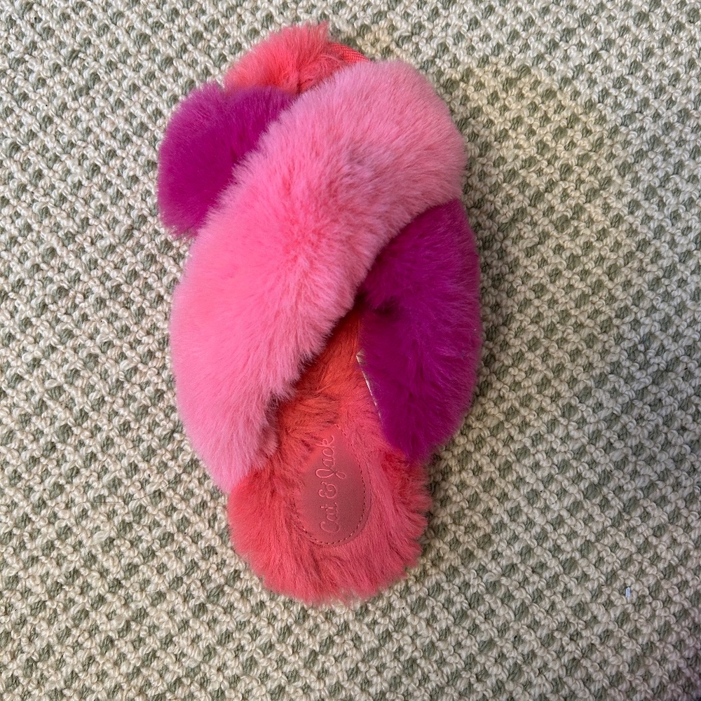 Cat and Jack crisscross pink slippers